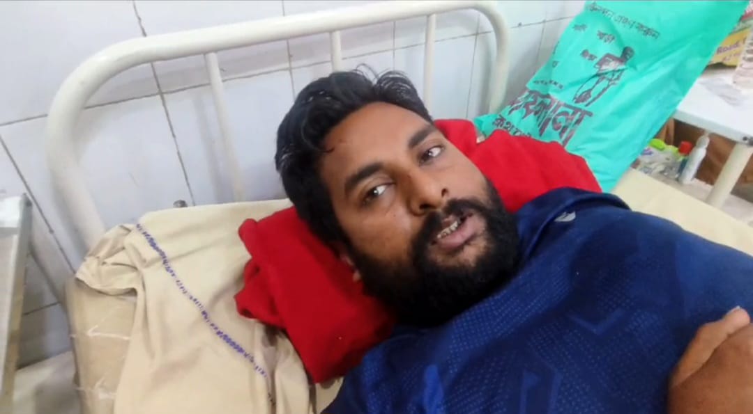 সরস্বতী পুজোর অনুষ্ঠানে ভোজালির কোপ, হাসপাতালে ভর্তি ৪ জন