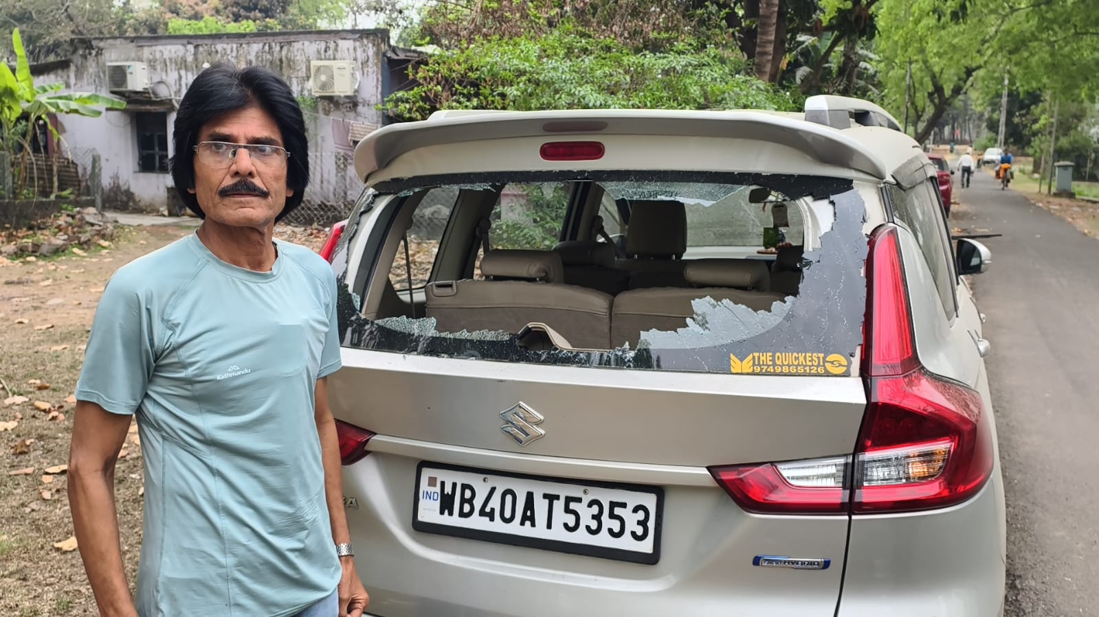 দুর্গাপুরের প্রাক্তন কাউন্সিলরের গাড়ি ভাঙচুর, চাঞ্চল্য এলাকায়
