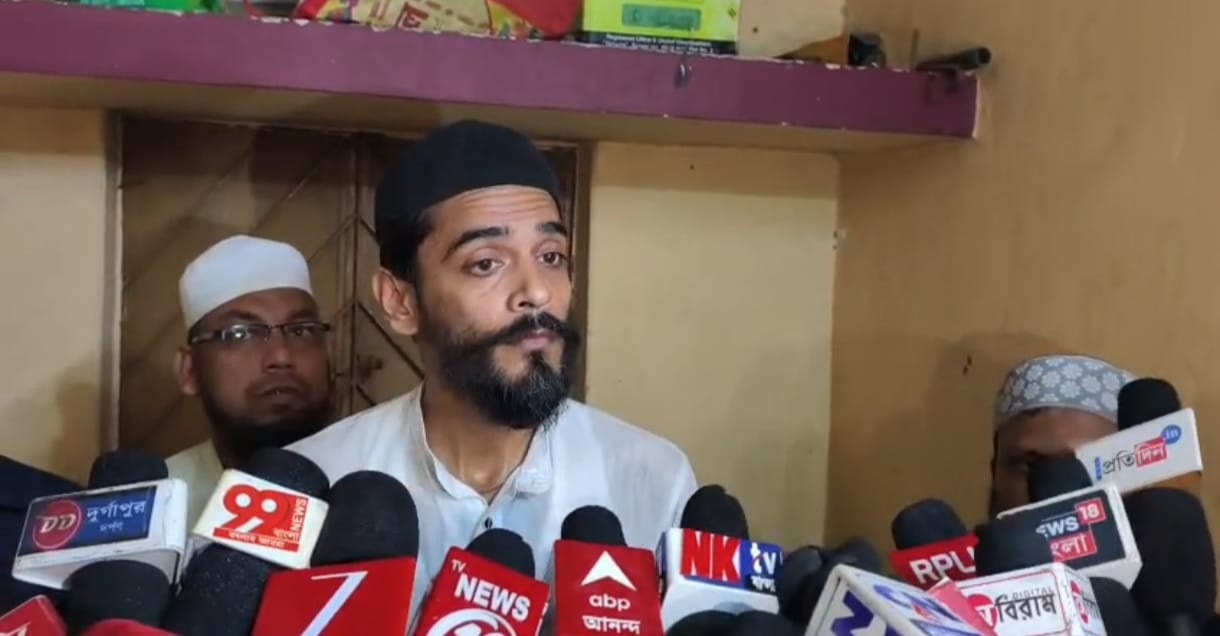 গরু কান্ডে জেমুয়ায় দৌড়ে এলেন আইএসএফ বিধায়ক নওশাদ সিদ্দিকী