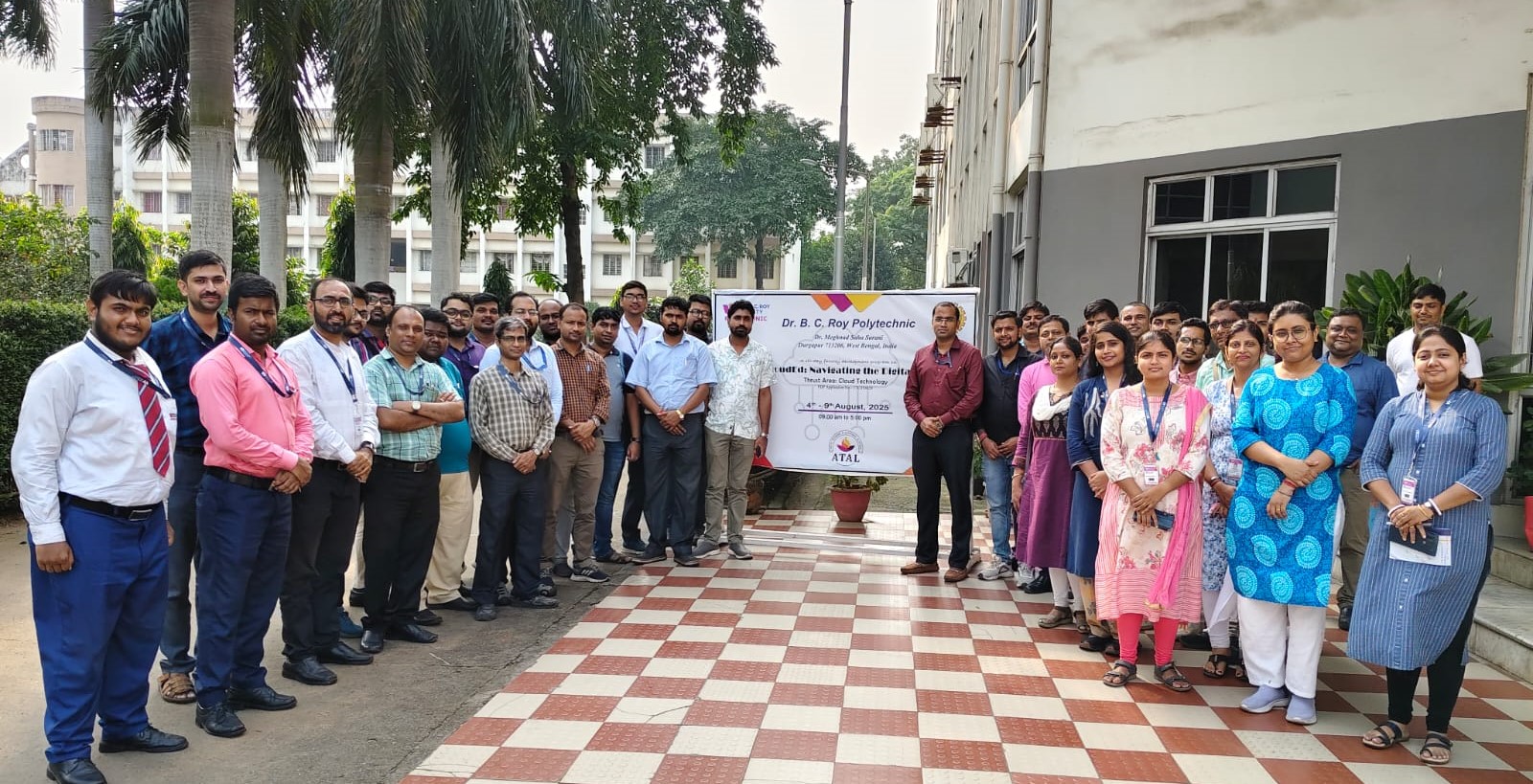 ক্লাউড টেকনোলজির উপর ফ্যাকাল্টি ডেভলপমেন্ট কর্মসূচী করল ডঃ বি. সি. রায় পলিটেকনিক কলেজ