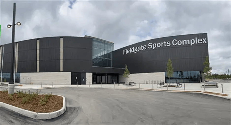 Whitby claims nearly 10,000 attended Fieldgate opening [pix]