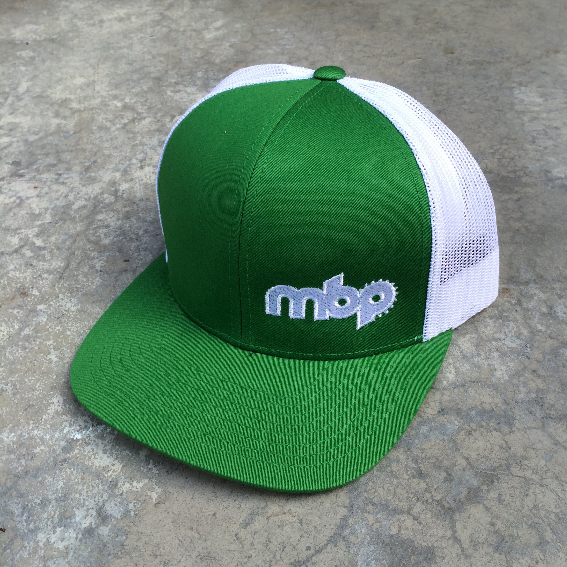 mbp_hat_green