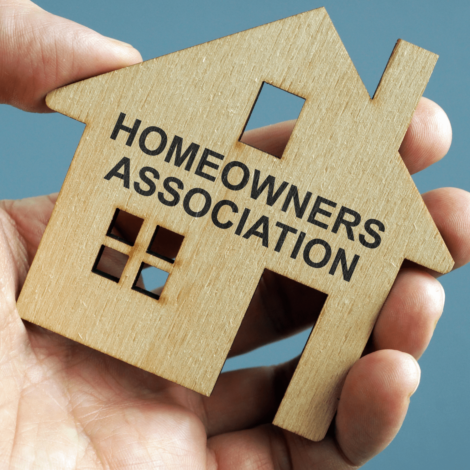 Todo sobre comunidades de propietarios. Guía jurídica al alcance de todos – All about communities of owners. Legal guide available to everyone