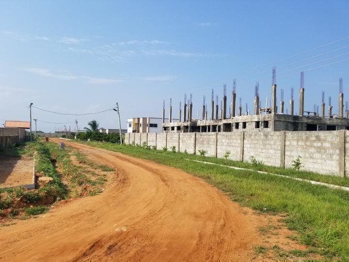 The company has an extensive range of . Serviced land for sale at PRAMPRAM BEACH LANE - 095639