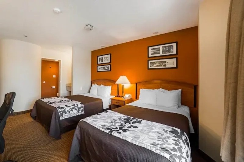 Sleep Inn guest room in South Jordan, Utah before renovation