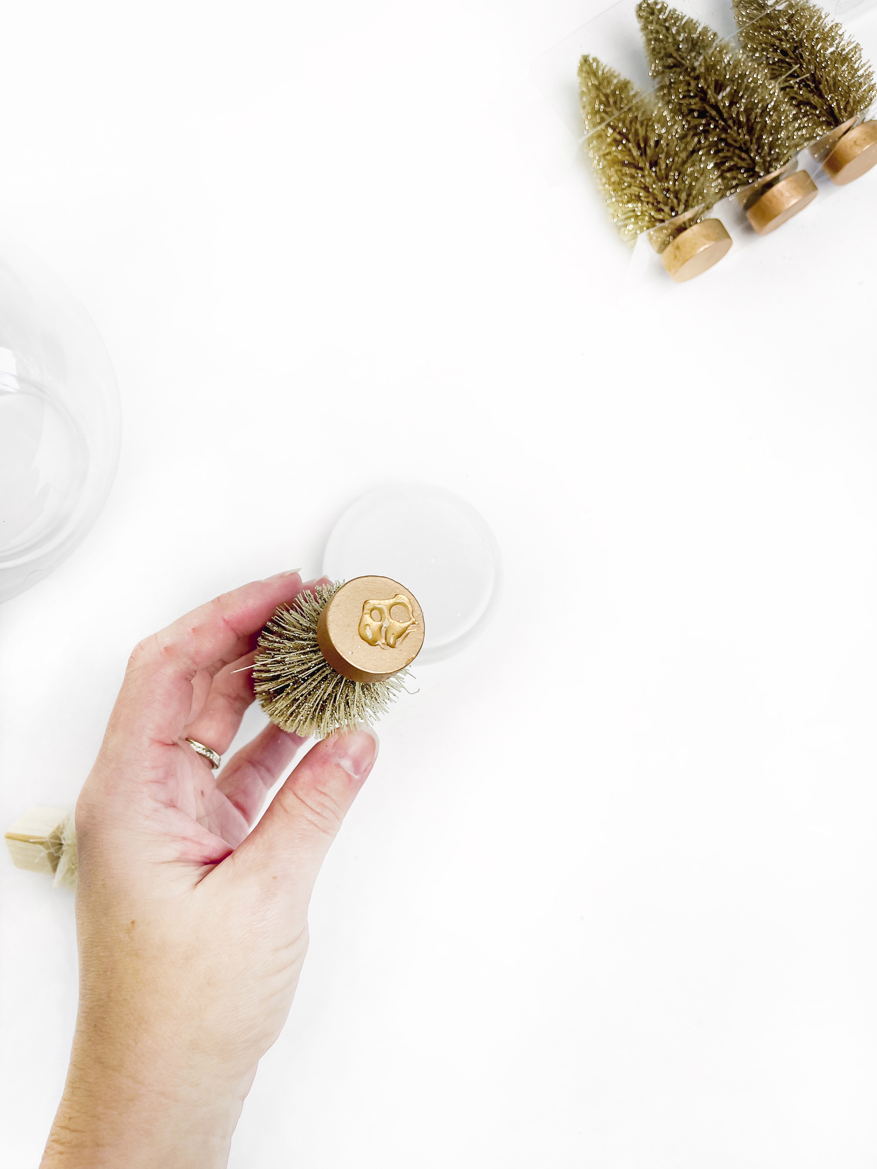 Glue on bottom of tree