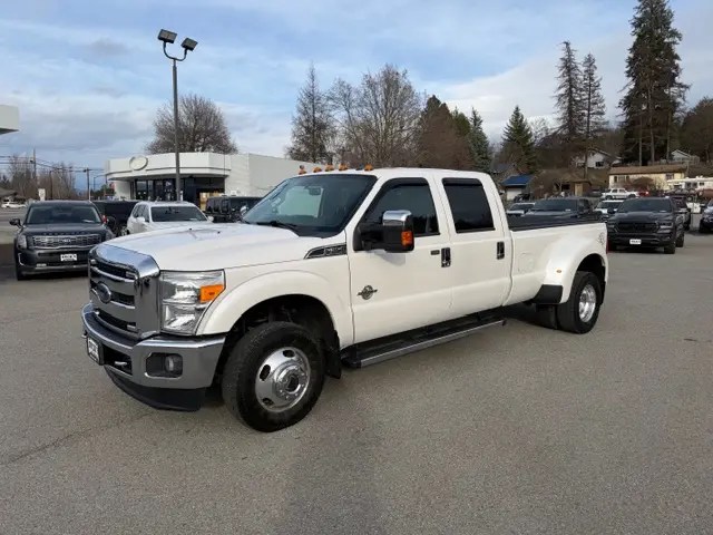 2016 Ford F-350 Lariat 4x4 Crew Cab 8' Box DRW's photo