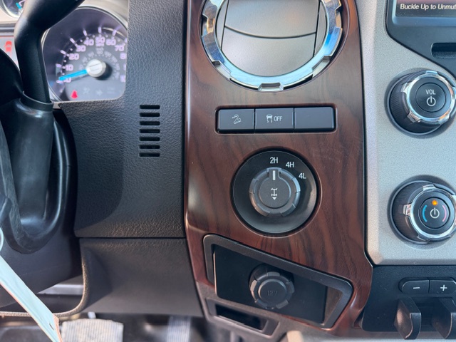 2014 Ford F-350 Super Duty Lariat - Photo 16