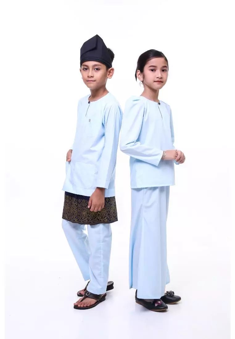Kurung Kedah Babies Kids Babies Kids Fashion On Carousell - Vintage Wallpapers - Amazing Desktop Collection