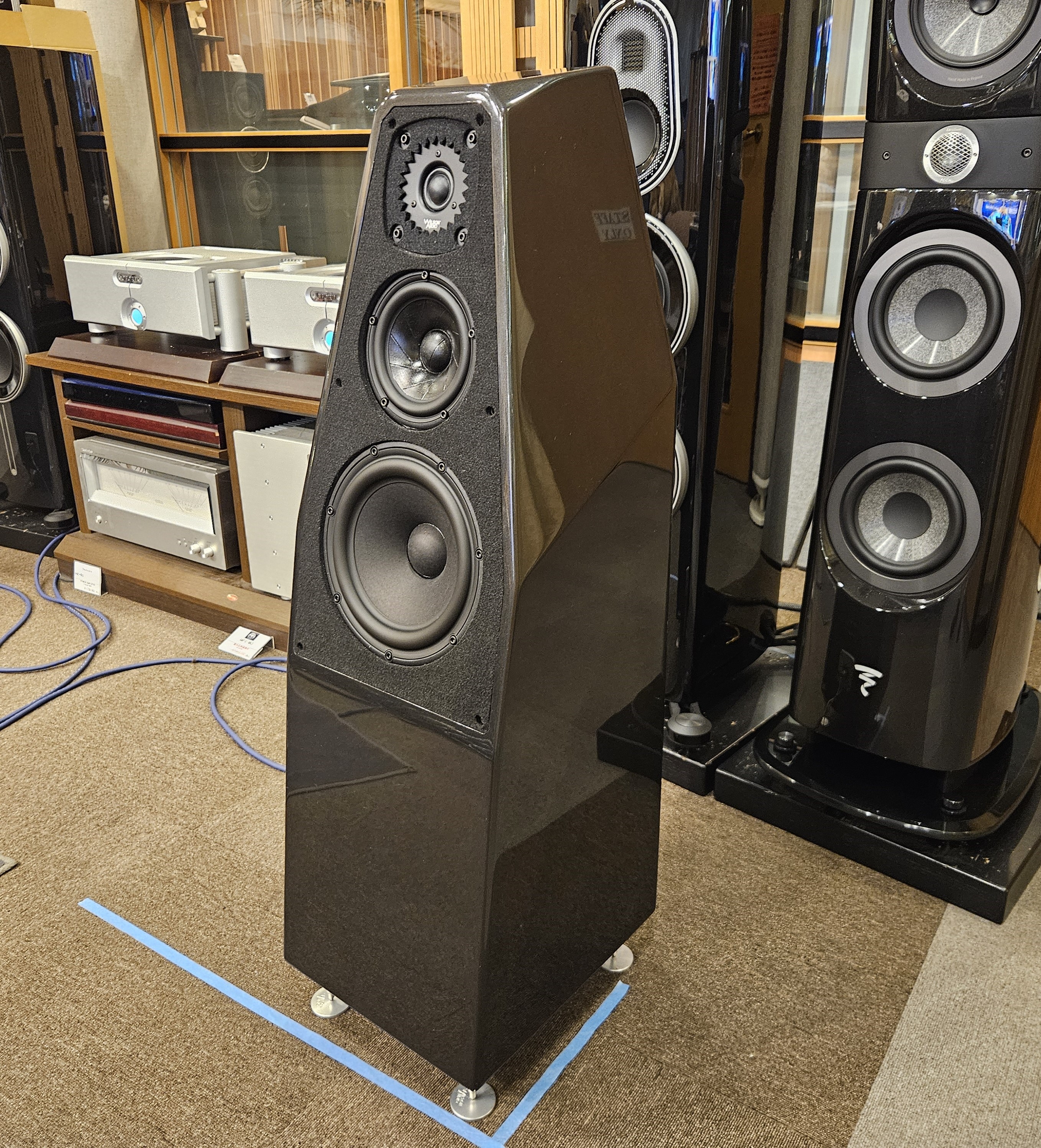 WILSON AUDIO Sabrina X – DynamicAudio 5555 H.A.L.3