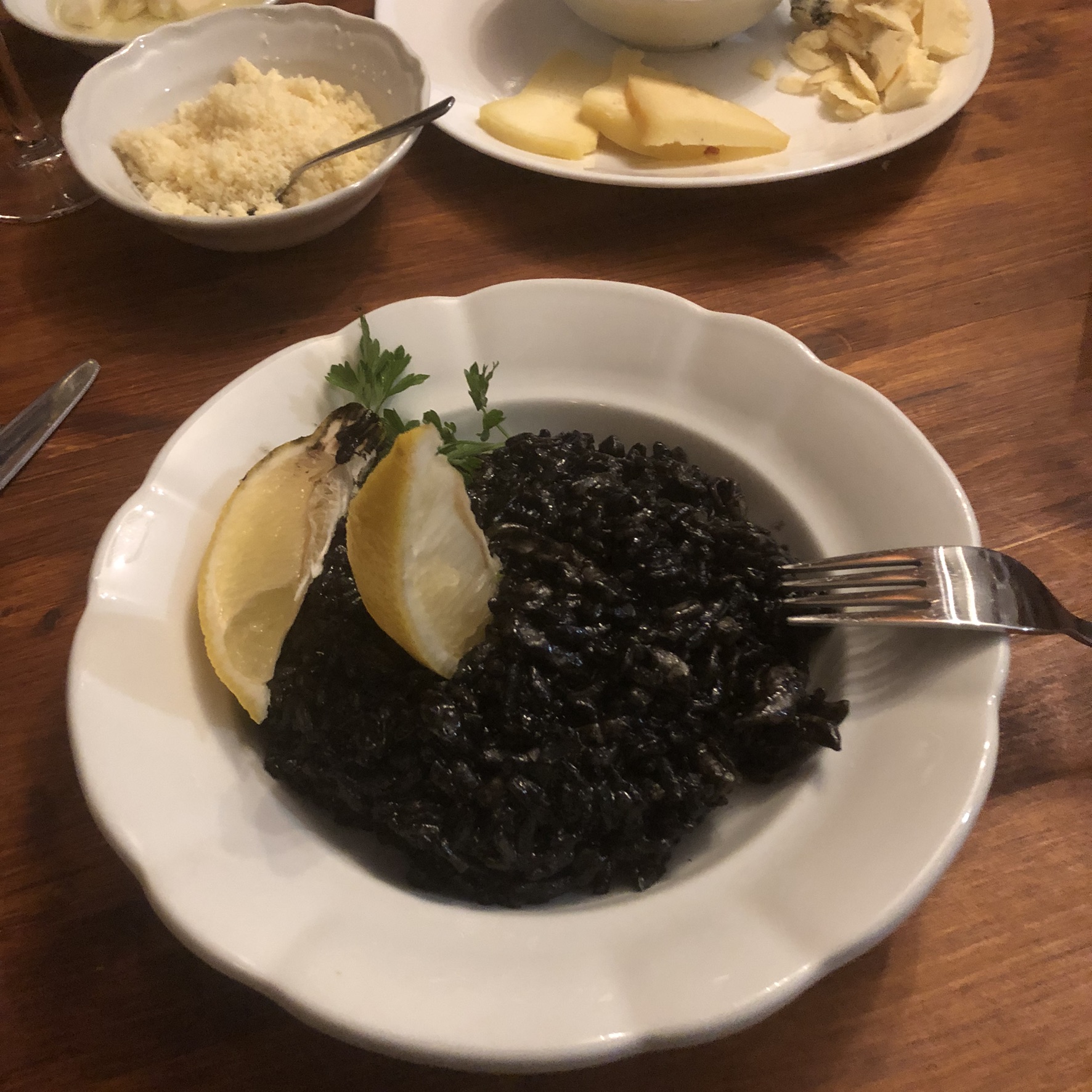 melnais risotto