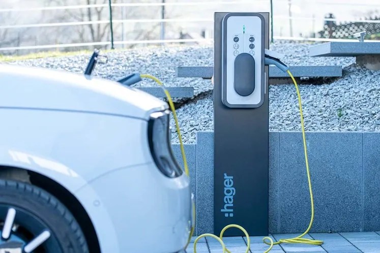 Borne de recharge véhicule électrique