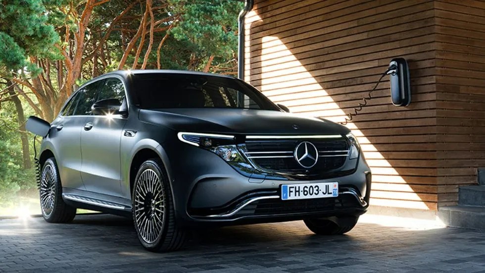 Quelle borne de recharge pour une Mercedes EQS