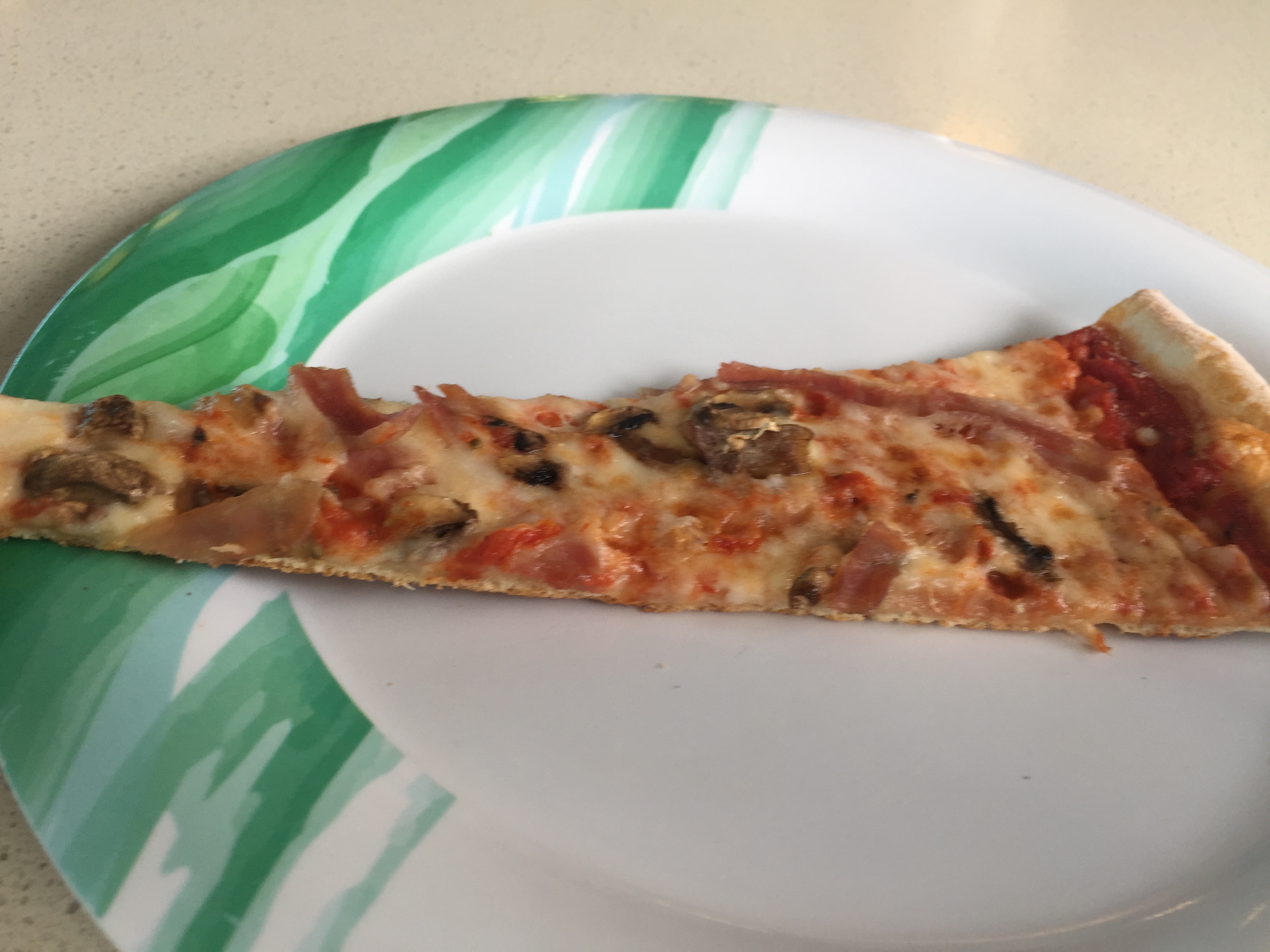 ダイヤモンドプリンセスのピザ