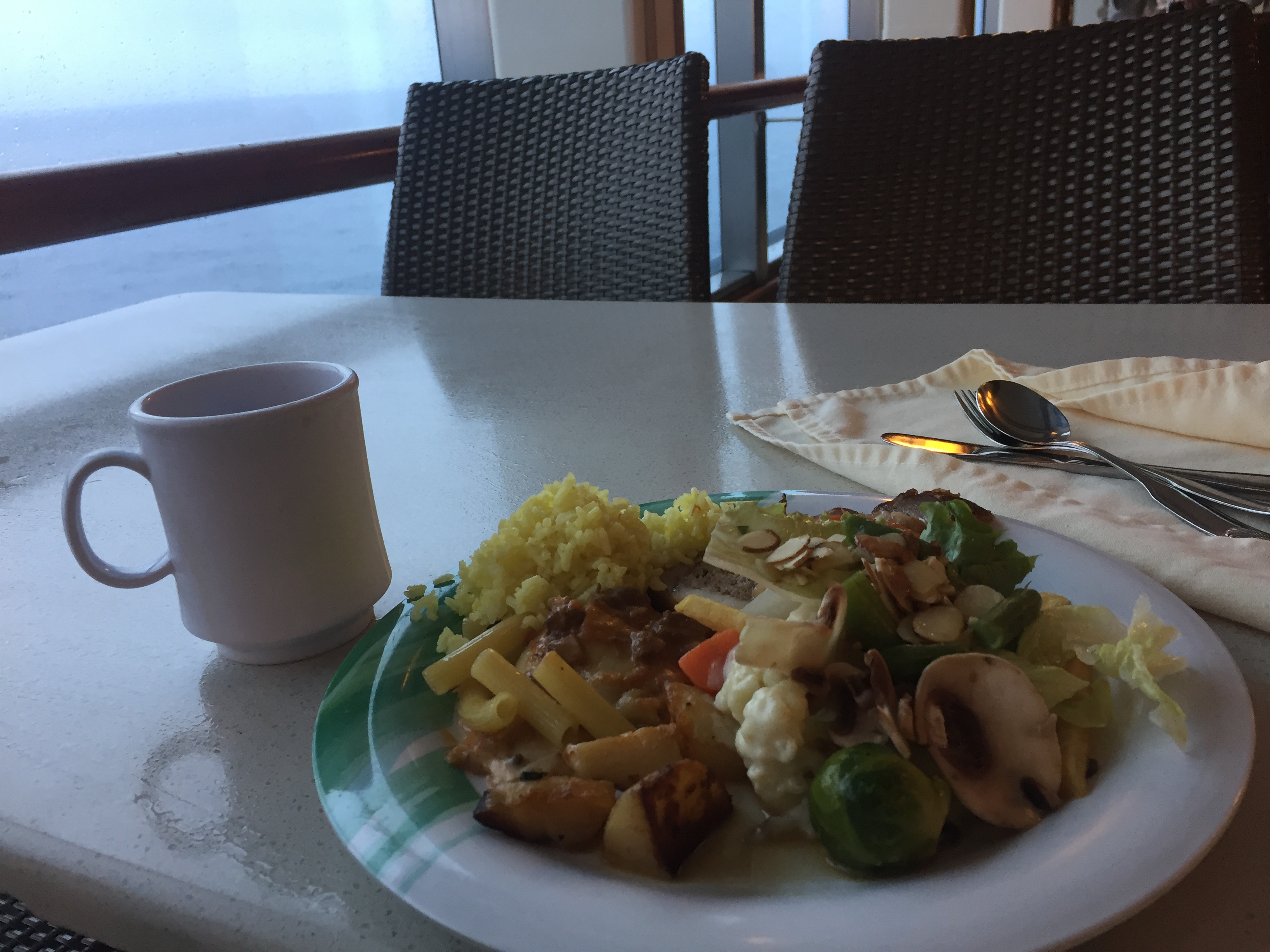 ダイヤモンドプリンセスのブッフェ食事