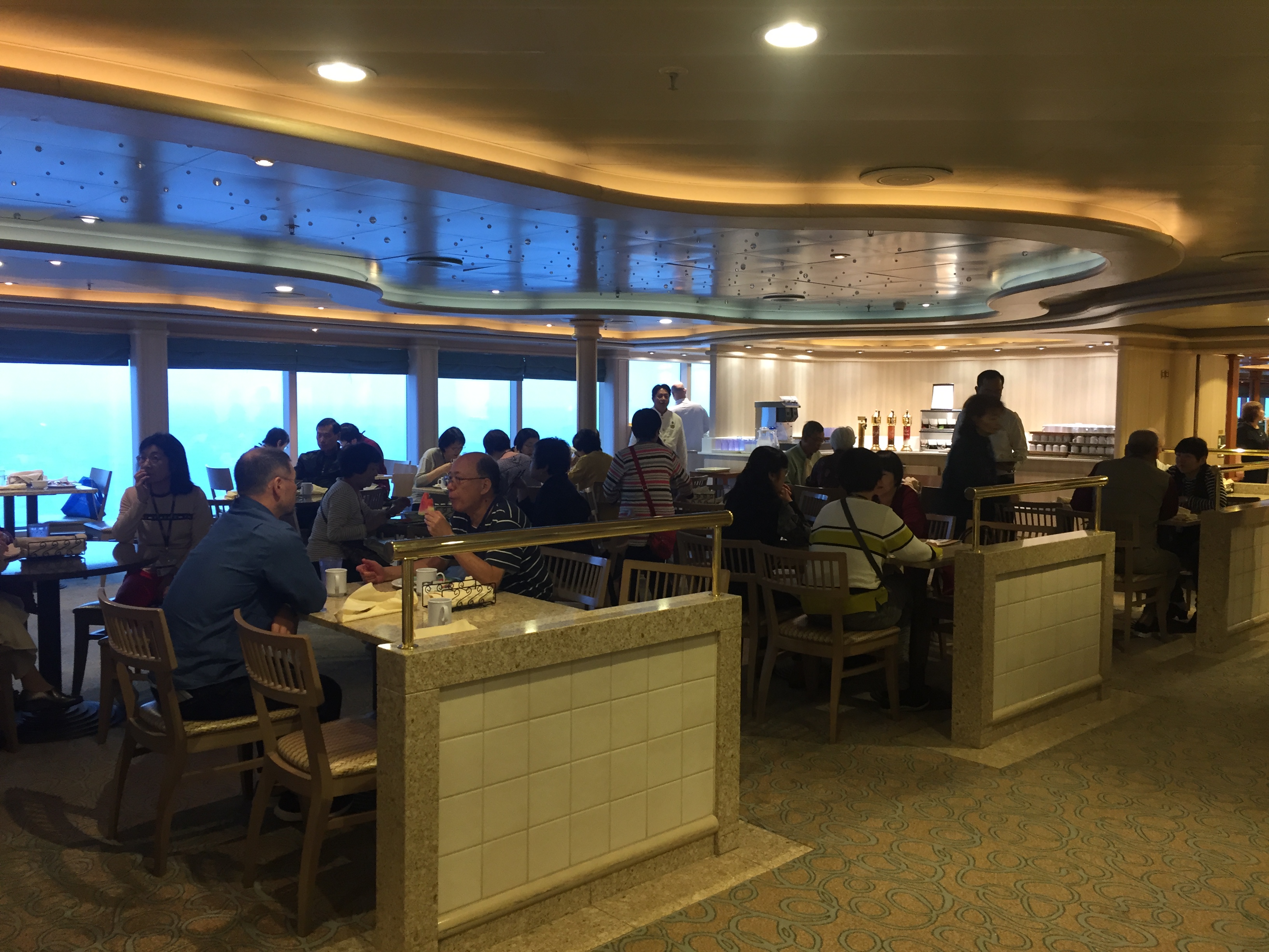 ダイヤモンドプリンセスのビッフェ