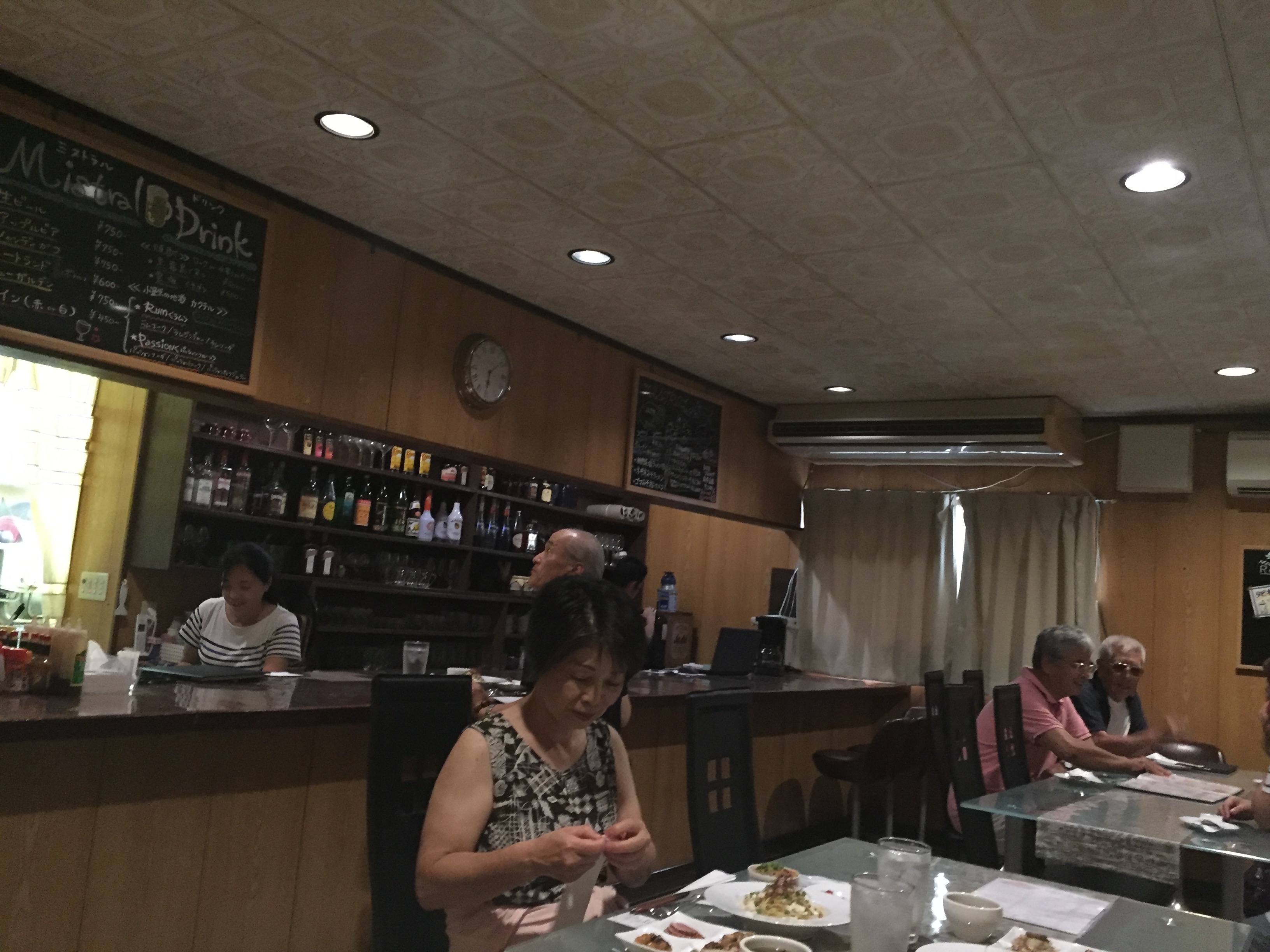 母島ビストロミストラル