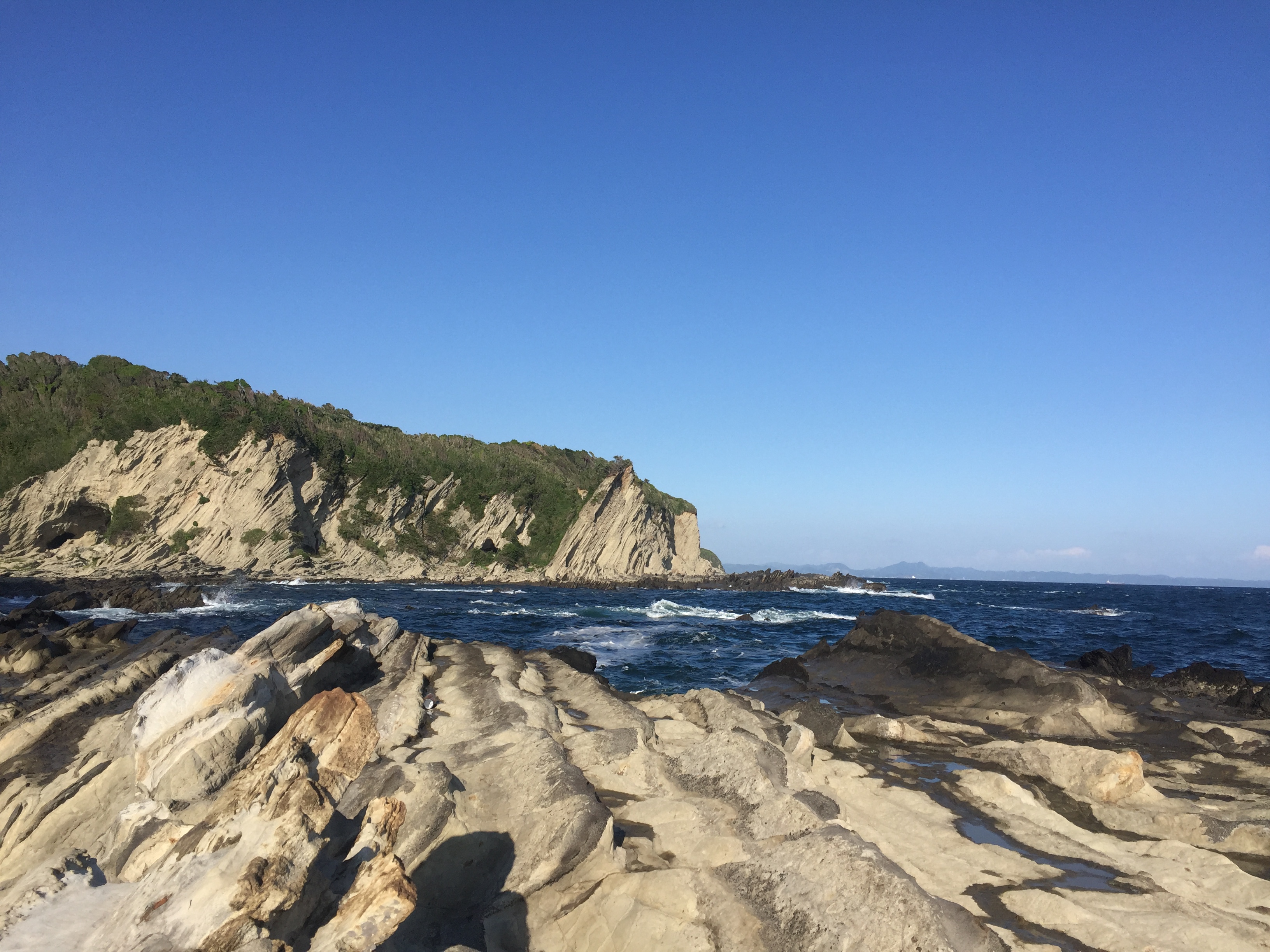 にすっと狩は岬の向こう