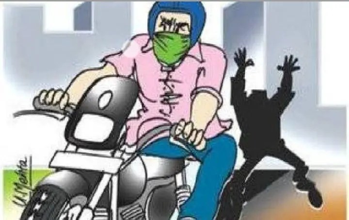 चाणक्यपुरी में झपटमारी: आर्मी नायक के गले से सोने की चेन ले उड़े बदमाश
