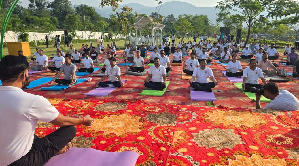 योग की छांव में विकास का संकल्प, एमडीडीए सिटी फॉरेस्ट पार्क बना स्वास्थ्य और प्रकृति का महाकुंभ