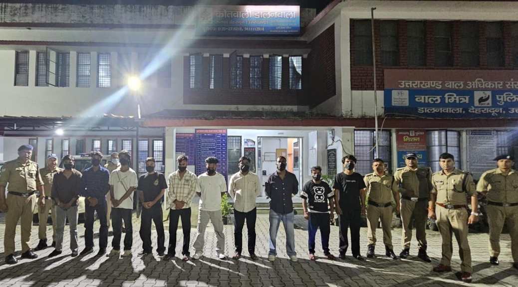 कोरोनेशन अस्पताल में मारपीट का वीडियो वायरल, SSP के निर्देश पर दून पुलिस ने 10 युवकों को किया गिरफ्तार