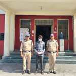 डिलीवरी बॉय की आड़ में स्मैक की सप्लाई, सेलाकुई पुलिस ने आरोपी को दबोचा