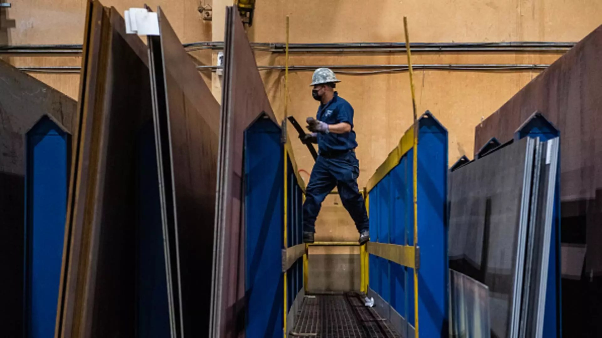 The 9 Surprising Consequences of Trump’s Tariff Policy on Key Stocks