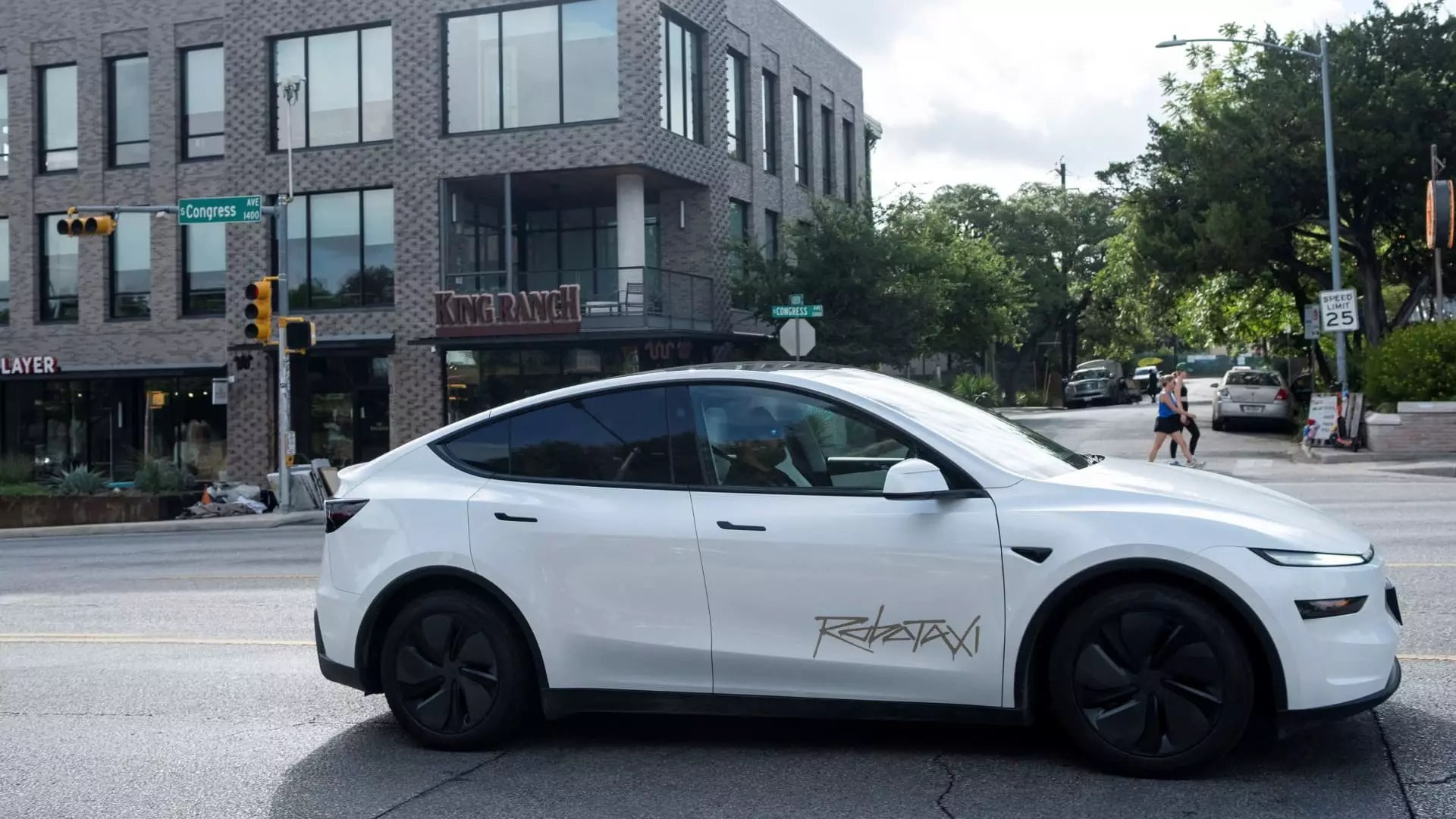 The Unraveled Hype: Tesla’s Robotaxi Debacle Exposes Flaws in Autonomous Promises