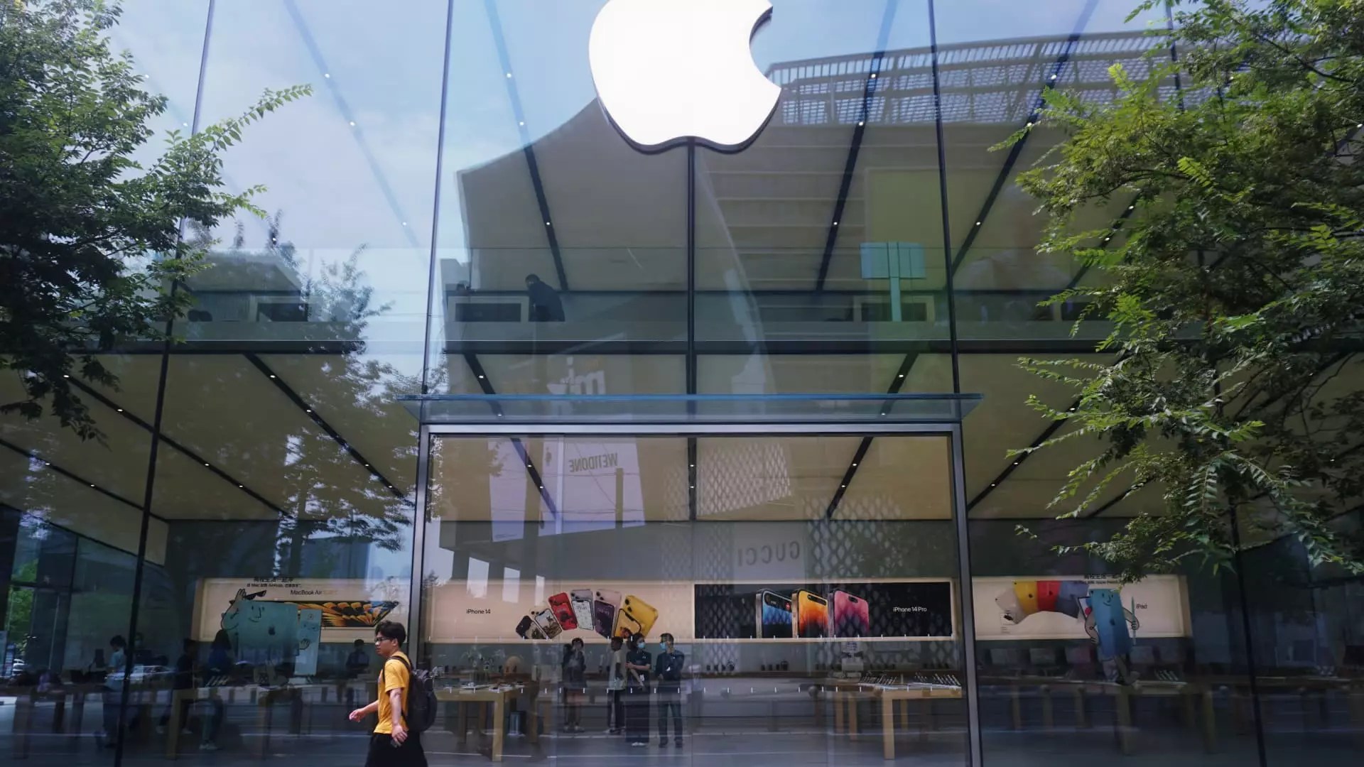 The Hidden Power Shift: How Chinese Tech Firms Are Reshaping the Future of Mobile Innovation