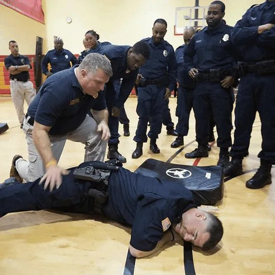The ending session of security guard training.