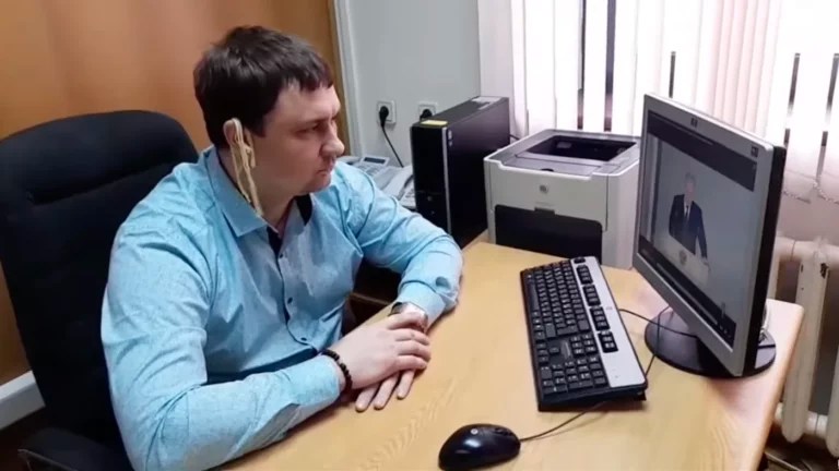 MP for Samara, who listened to Putin with noodles in
