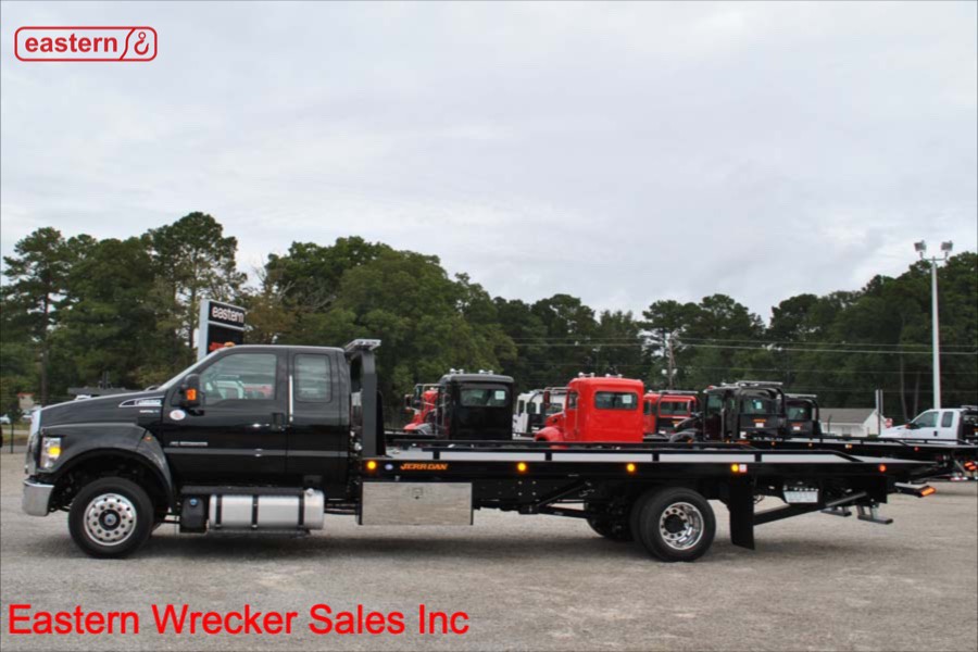 2018 Ford F650 Extended Cab Air Brake Air Ride with 22ft Jerr-Dan