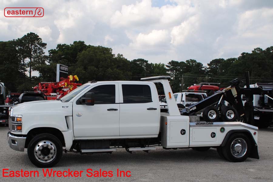 2019 International 4-Door with Jerr-Dan MPL40 Twin Line Wrecker