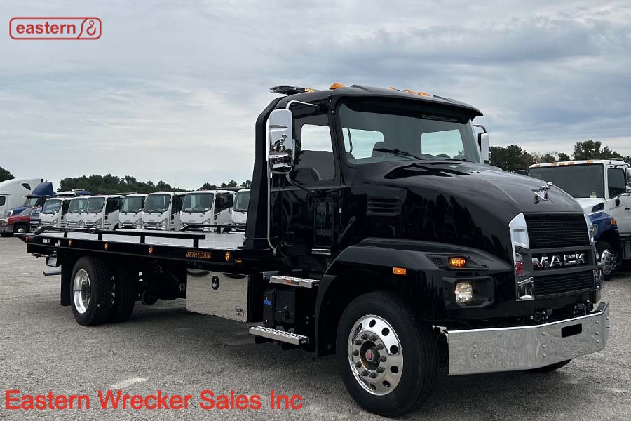 2025 Mack MD642 with 22ft Jerr-Dan SRR6T-WLP Steel Carrier - SOLD