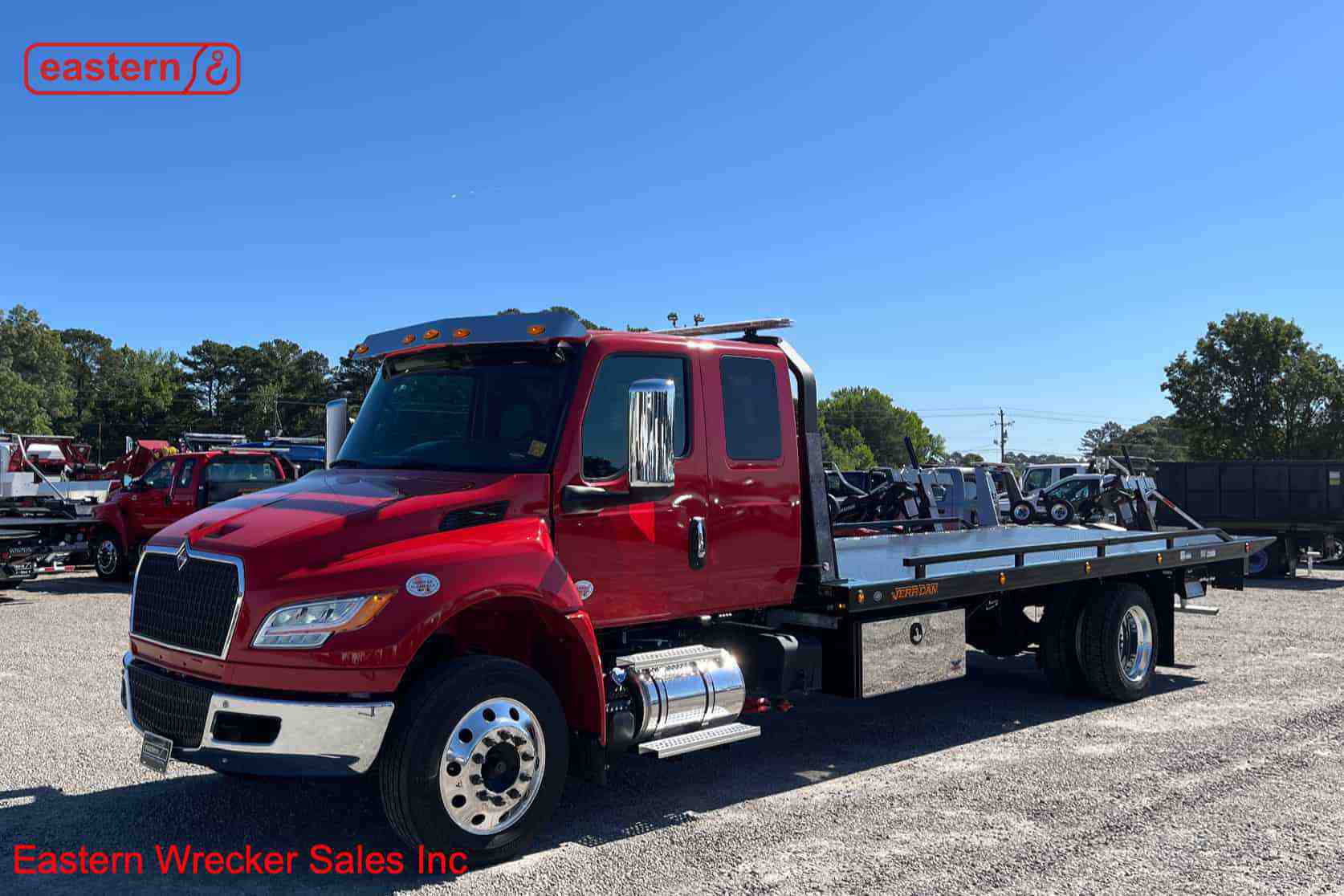 2027 International MV607 Extended Cab with 22ft Jerr-Dan SRR6T-WLP