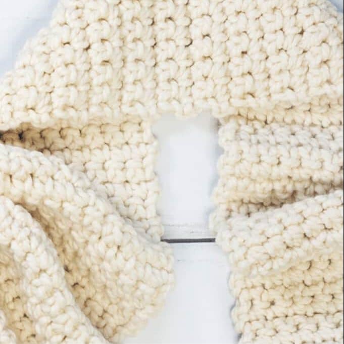With a global pandemic suddenly leaving many of us with hours of free time we never had bef. How To Crochet A Scarf For Beginners Easycrochet Com