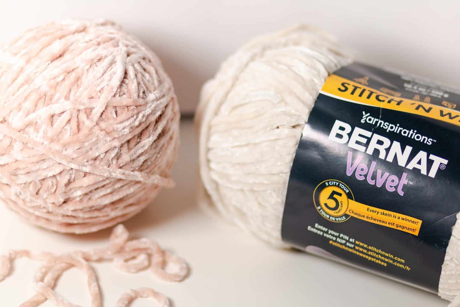 Bernat seriously snuggly crochet blanket skill level: Velvet Yarn From Bernat Easycrochet Com