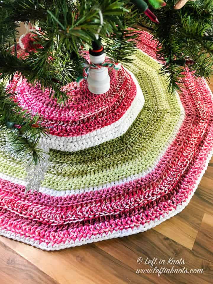 The Best Crochet Christmas Tree Skirt Patterns Easycrochet Com
