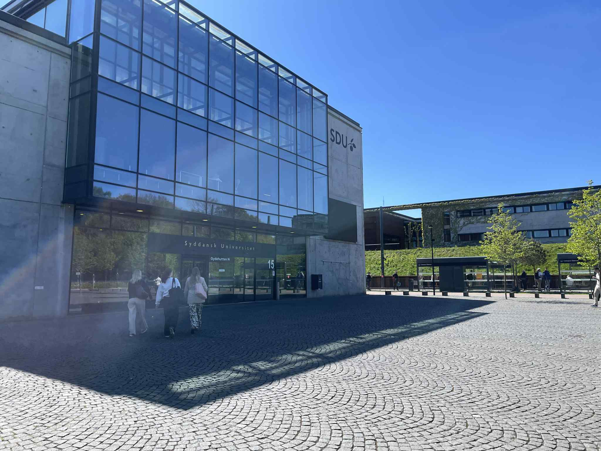 picture taken in front of sdu