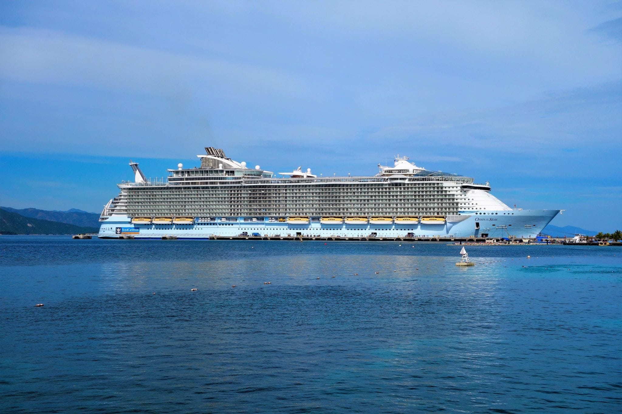 Our Complete Guide To The Oasis Of The Seas Bars
