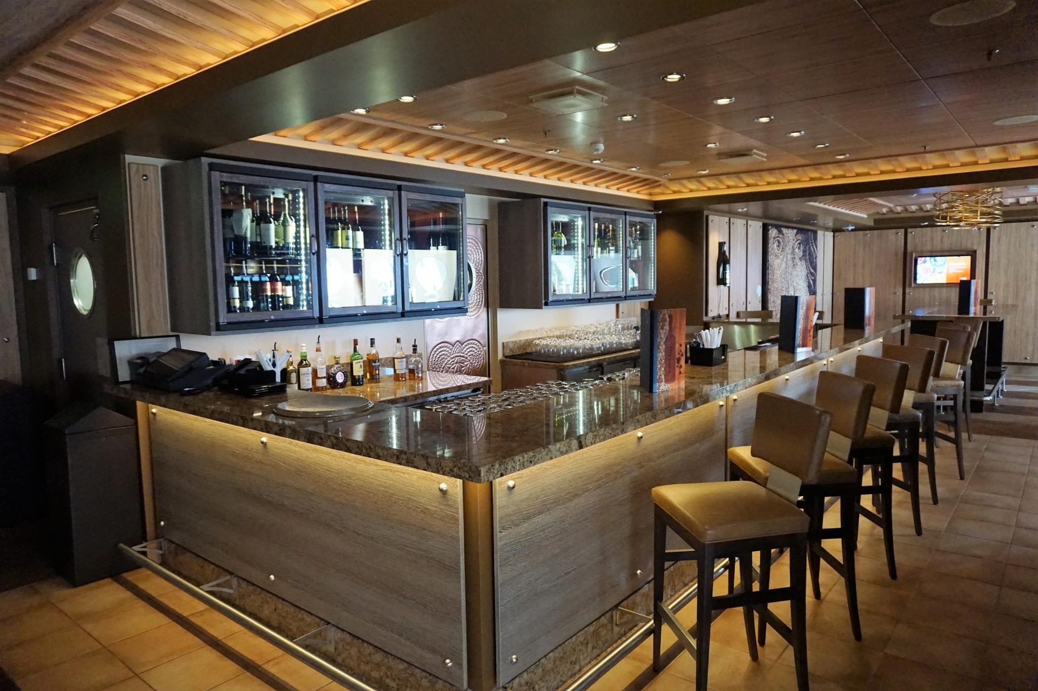 Our Complete Guide To All The Harmony Of The Seas Bars