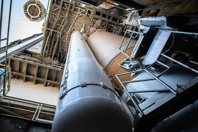 Services Echo Design Integration - Gorgeous City Background - 8K