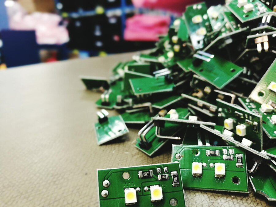 How to Manage Electronic Components: Ultimate Guide for Efficiency