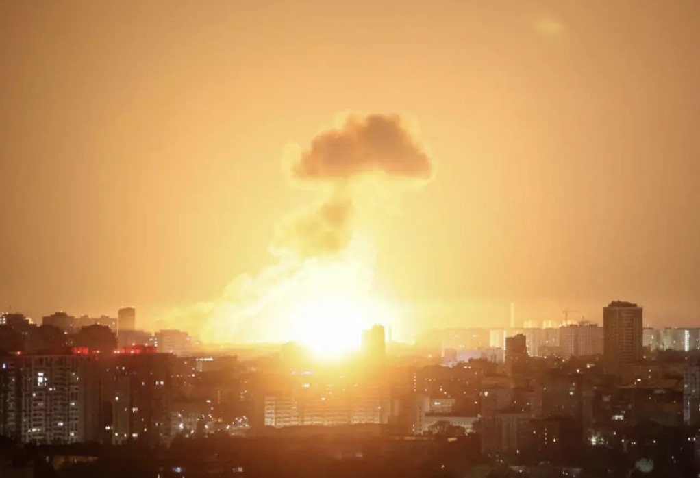 Rusia lanza su mayor ataque aéreo contra Kiev desde el inicio de la guerra