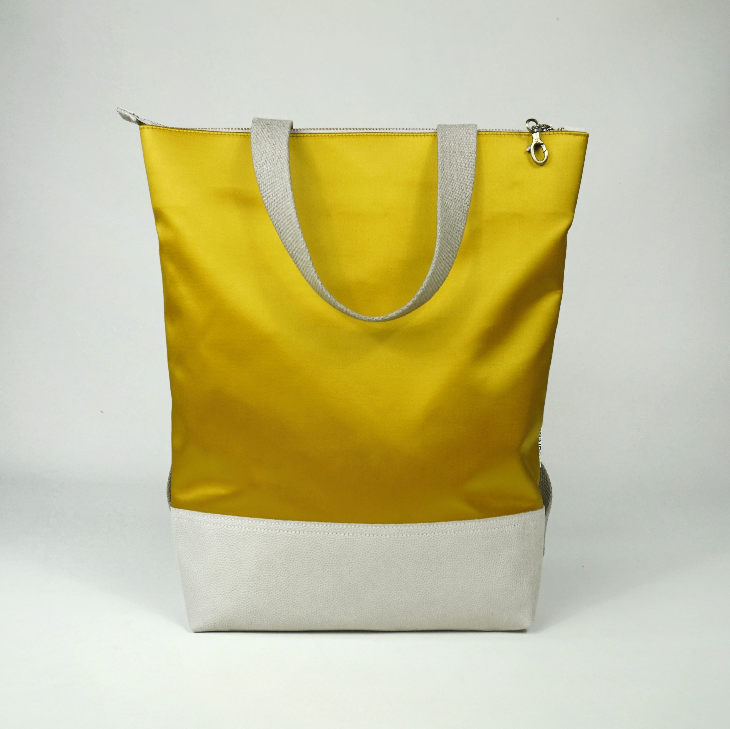 HYBRID | borsa/zaino in tessuto giallo e pelle sintetica bianco panna -  VEGAN | ecodream