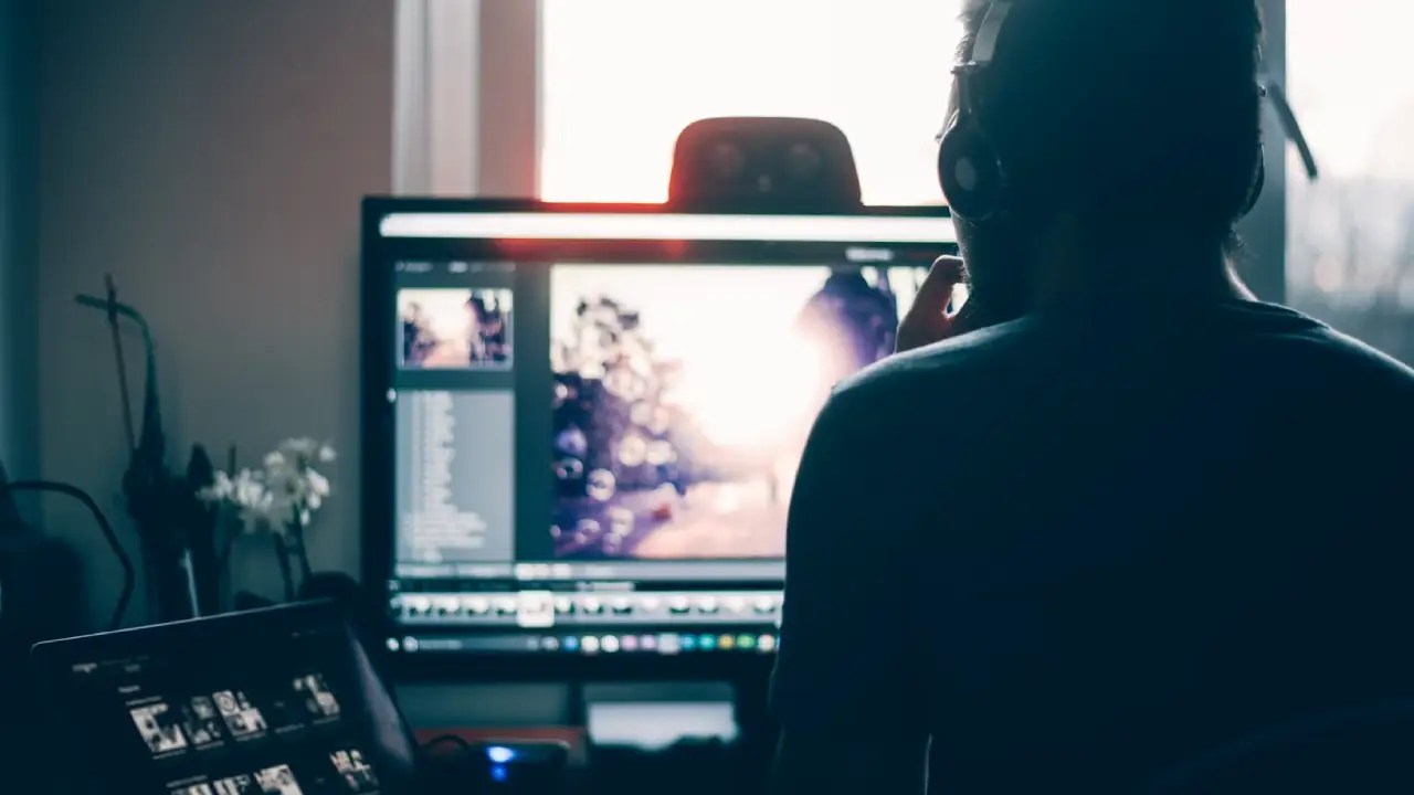 6 Types of Image Processing Services and Their Business Advantages