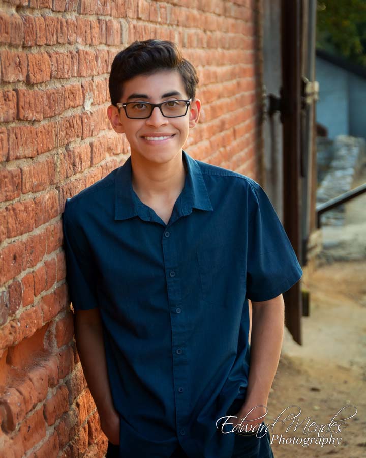 Hughson Senior Pictures Central Valley Wedding and Portrait Photographer