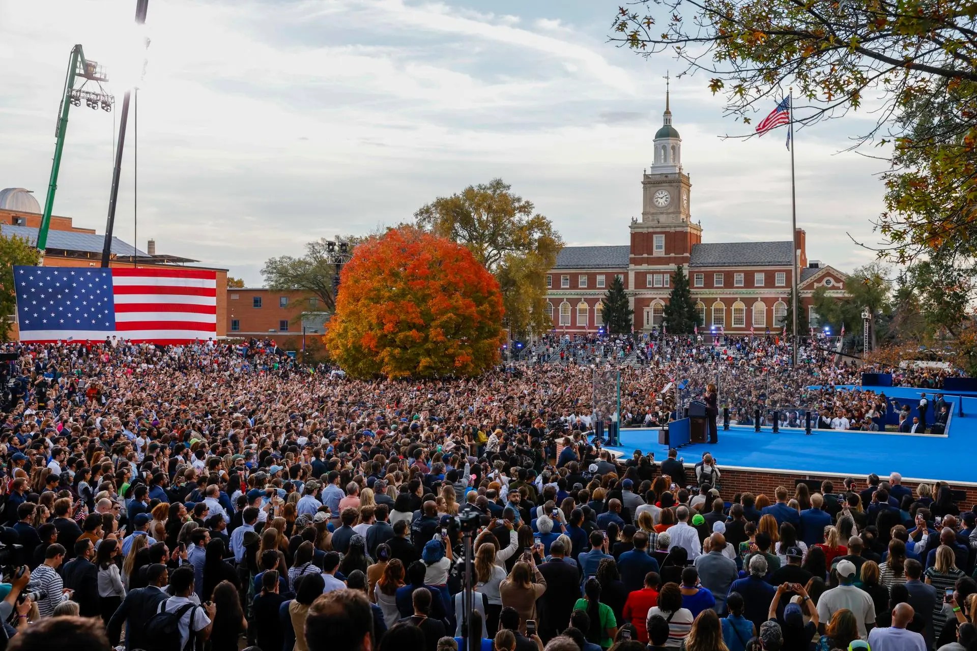 US Vice President and former Democratic Presidential nominee Kamala Harris delivers her concession speech to supporters at Howard University in Washington, DC, US, 06 November 2024. EFE/EPA/SHAWN THEW
