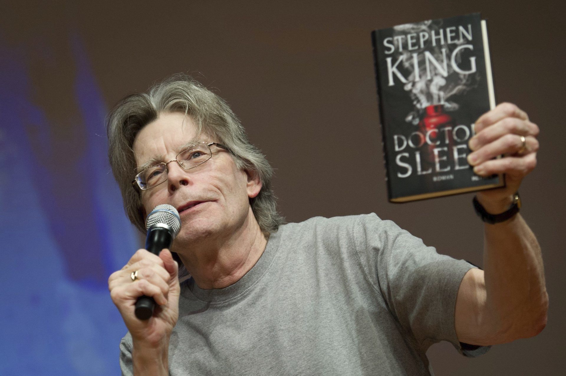 STEPHEN KING