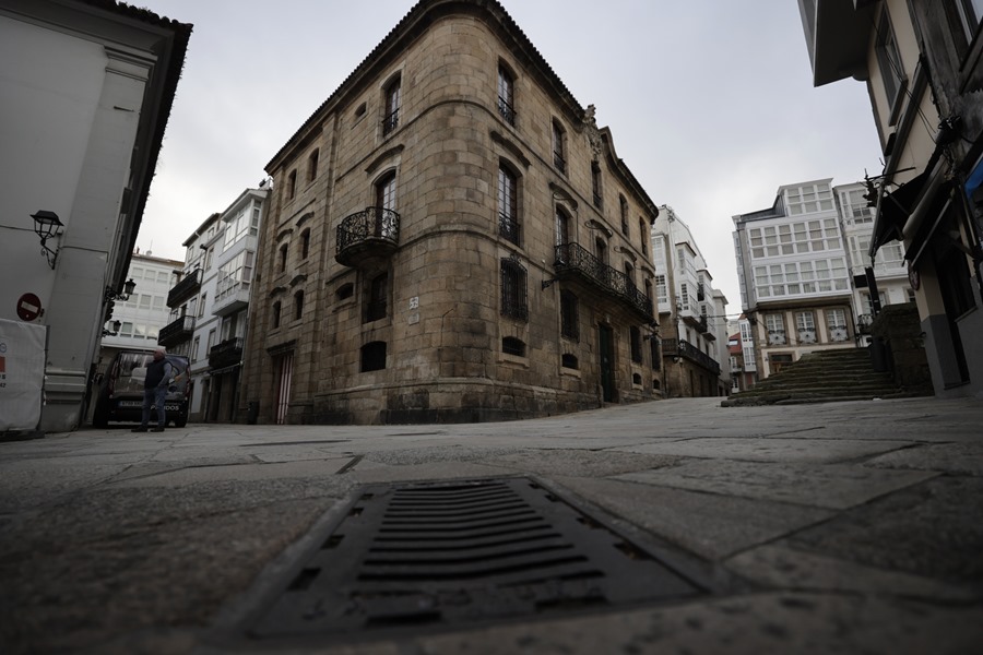 Fachada de la Casa Cornide en A Coruña.